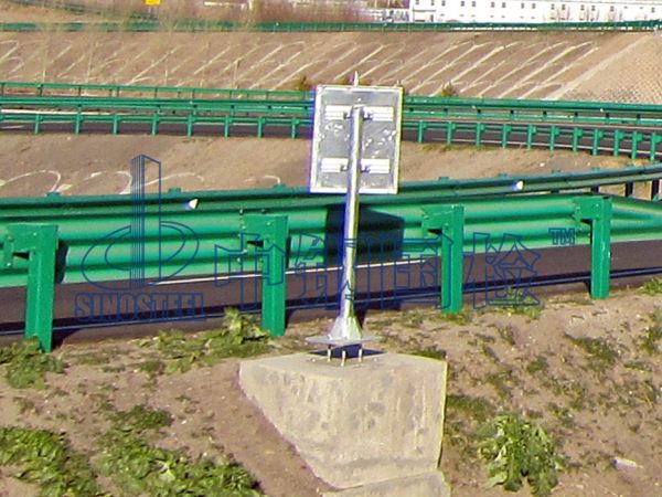 公路波形護欄